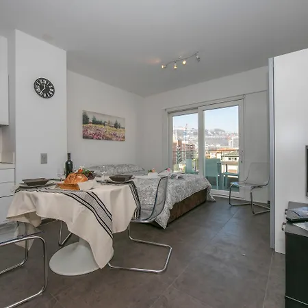 Sunrise House - Happy Apartment