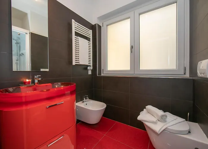 Sunrise House - Happy