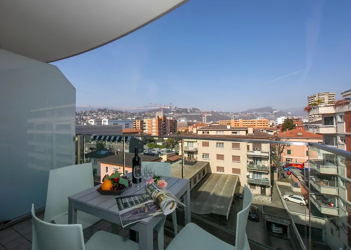 Sunrise House - Happy Apartament *