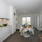 Sunrise House - Happy *