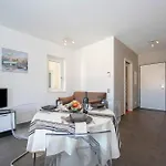 Sunrise House - Happy Апартаменти